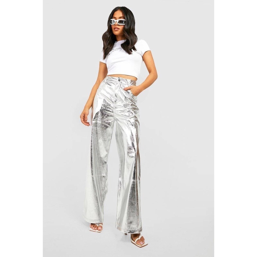 NWT Boohoo Metallic Straight Leg Trouser – High Waist – Silver – $98 Retail